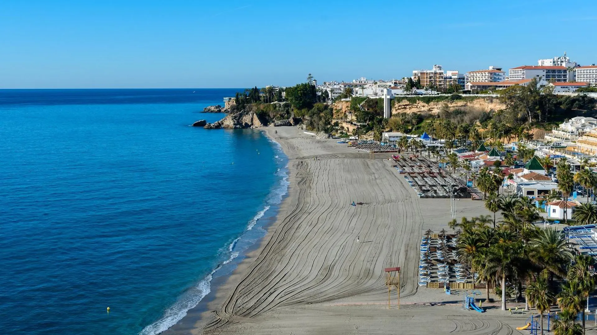 Buriana Beach Nerja España